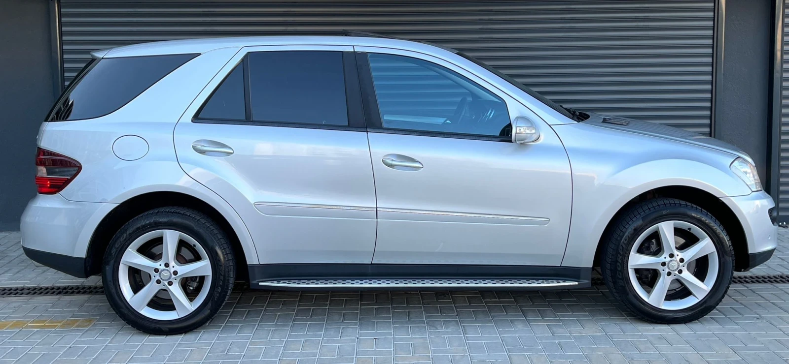 Mercedes-Benz ML 320 320CDI/7G/DISTRONIC/PLUS, снимка 6 - Автомобили и джипове - 55903420