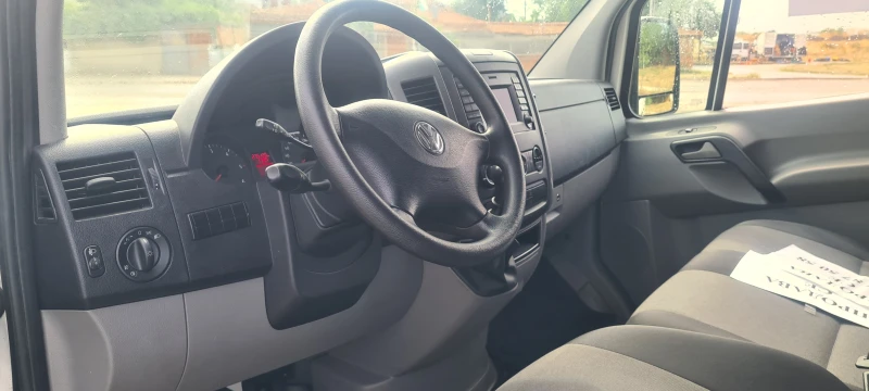 VW Crafter, снимка 5 - Бусове и автобуси - 52582420