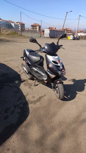  Aprilia Sr