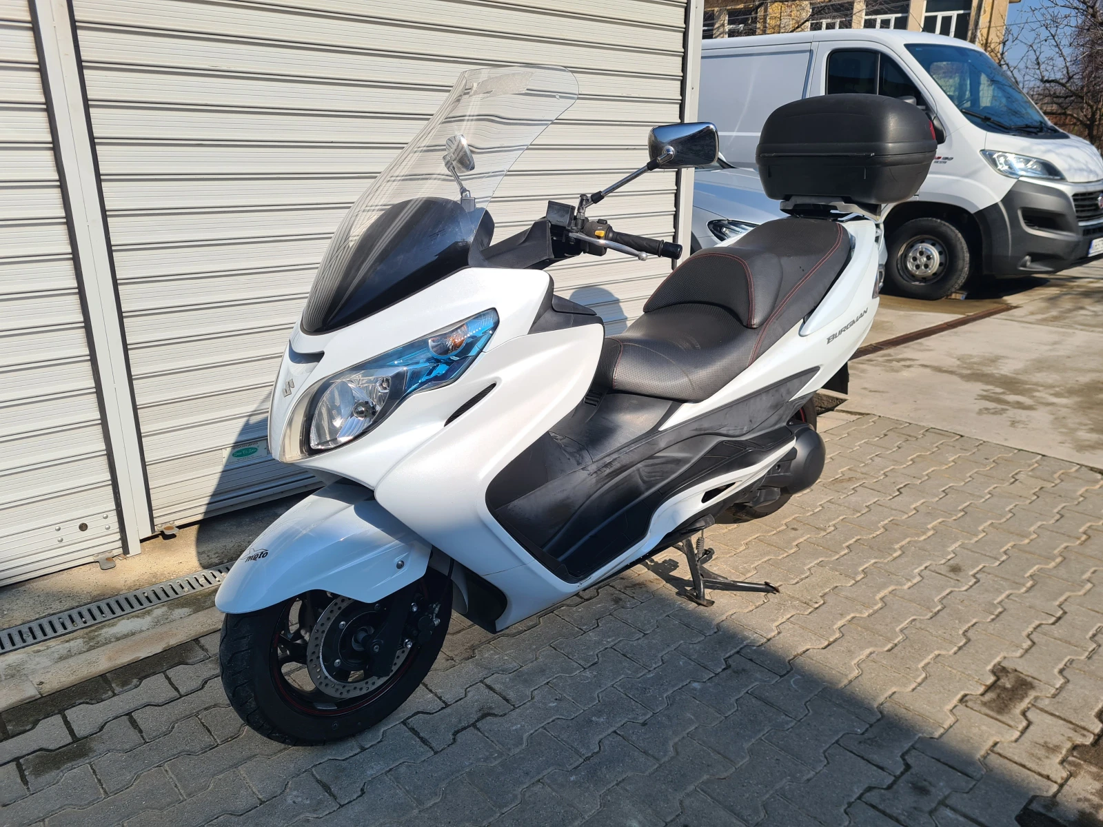 Suzuki Burgman 400i 