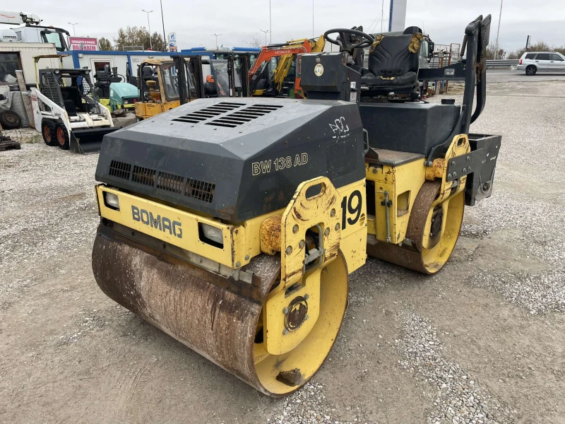 Валяк BOMAG BW 138 AD, снимка 10 - Индустриална техника - 47988265