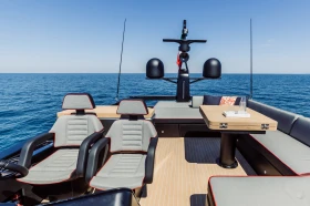 Моторна яхта Cranchi SESSANTASETTE 67 CORSA, снимка 8