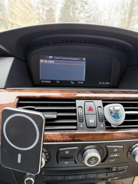 BMW 525 Facelift, снимка 11