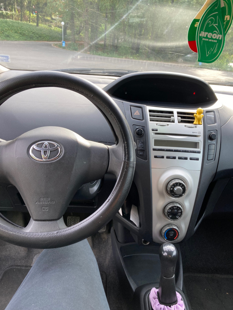 Toyota Yaris Toyota Yaris D-4D, снимка 5 - Автомобили и джипове - 45187994