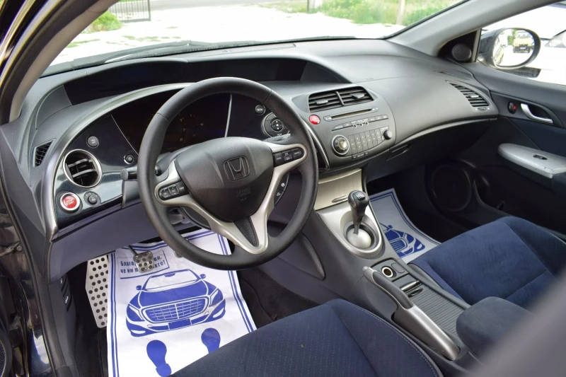 Honda Civic 1.8 , снимка 6 - Автомобили и джипове - 47491654