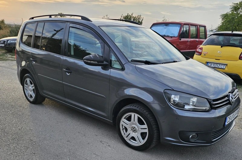 VW Touran, снимка 1 - Автомобили и джипове - 47445761