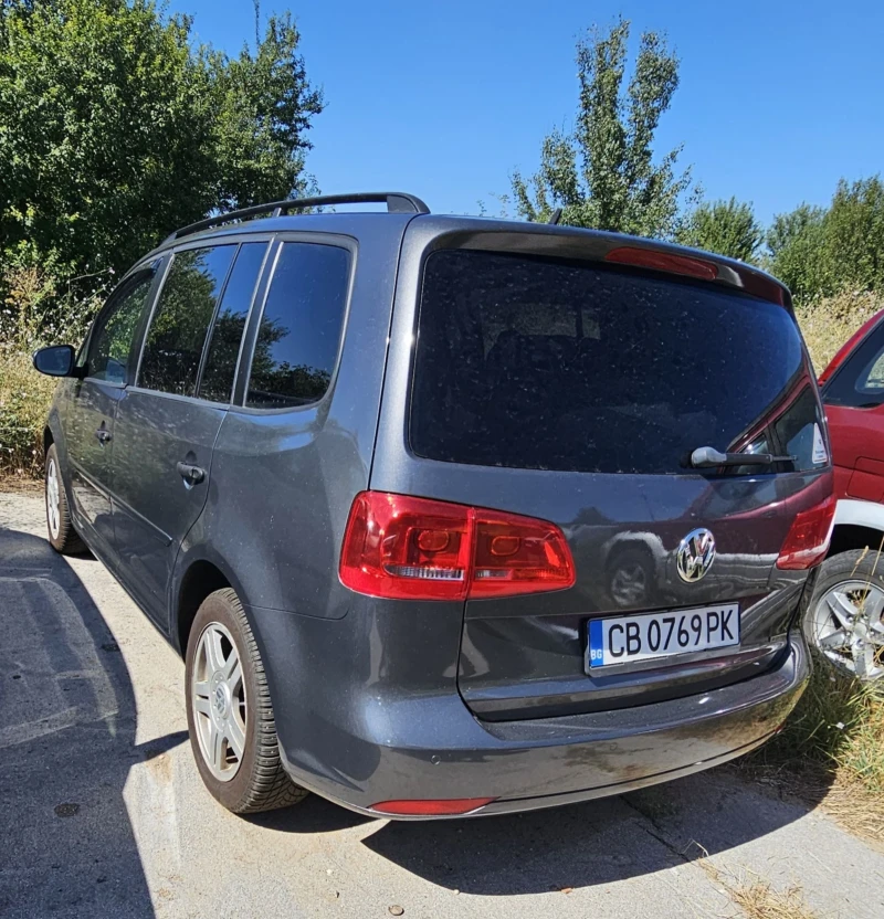 VW Touran, снимка 9 - Автомобили и джипове - 47445761