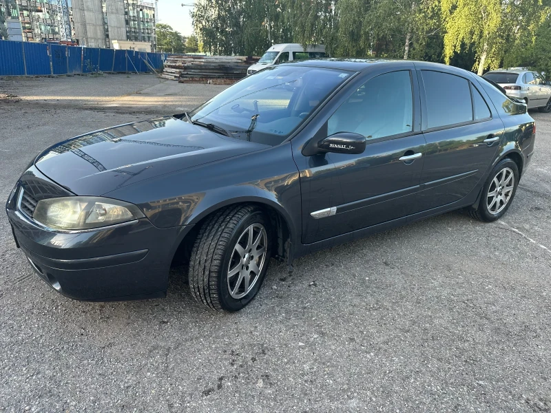 Renault Laguna, снимка 2 - Автомобили и джипове - 47075927