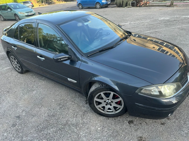 Renault Laguna, снимка 3 - Автомобили и джипове - 47075927