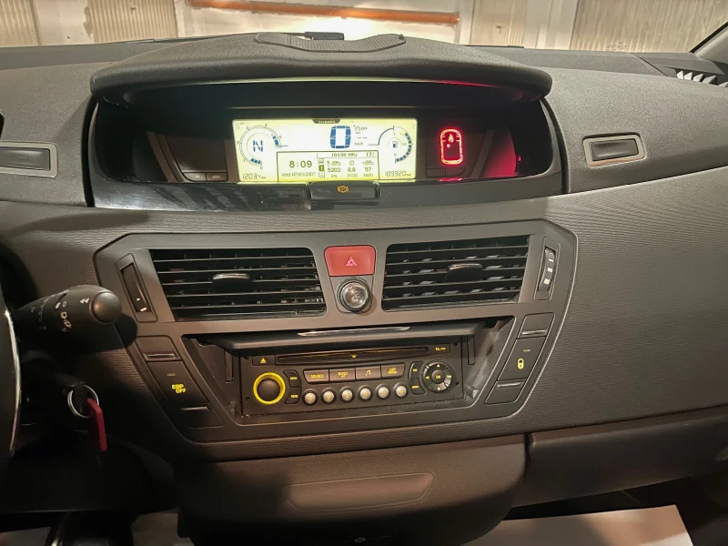 Citroen C4 Picasso 2.0HDI/Grand Picasso /1-ви собственик/Exclusive, снимка 12 - Автомобили и джипове - 47734278