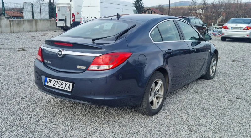 Opel Insignia 1.8i , снимка 3 - Автомобили и джипове - 48343943