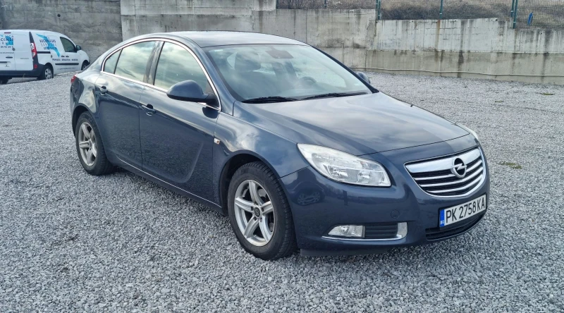 Opel Insignia 1.8i , снимка 2 - Автомобили и джипове - 48343943