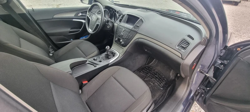 Opel Insignia 1.8i , снимка 13 - Автомобили и джипове - 48343943