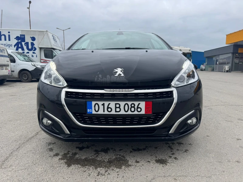 Peugeot 208, снимка 8 - Автомобили и джипове - 48788623