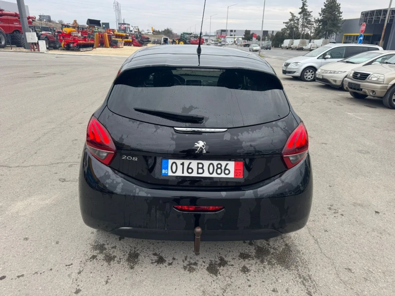 Peugeot 208, снимка 4 - Автомобили и джипове - 48788623