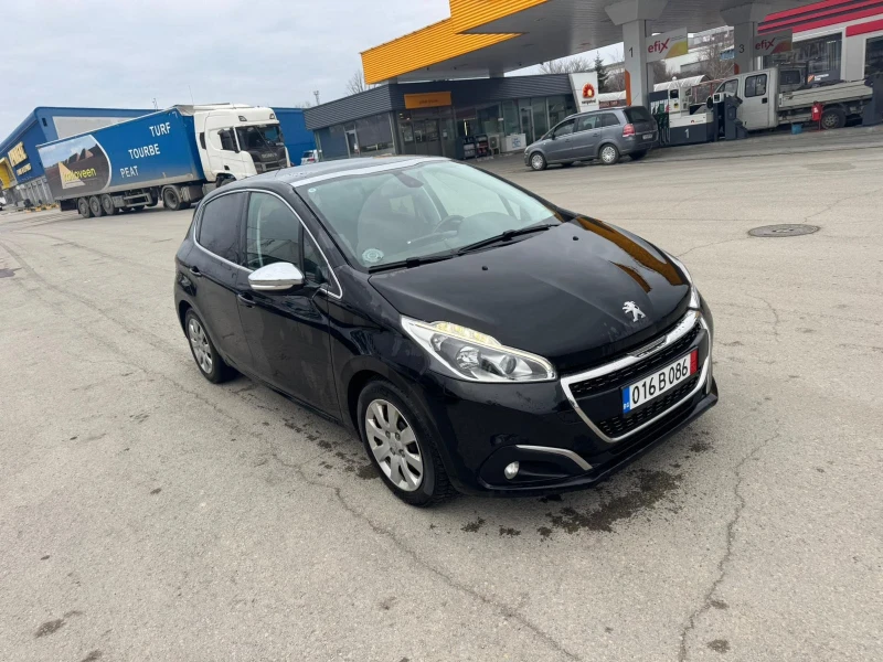 Peugeot 208, снимка 2 - Автомобили и джипове - 48788623