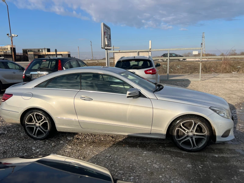 Mercedes-Benz E 220 2.2 CDI, снимка 4 - Автомобили и джипове - 49188238