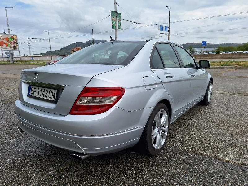 Mercedes-Benz C 320 224кс топ обслужен, снимка 4 - Автомобили и джипове - 49209499