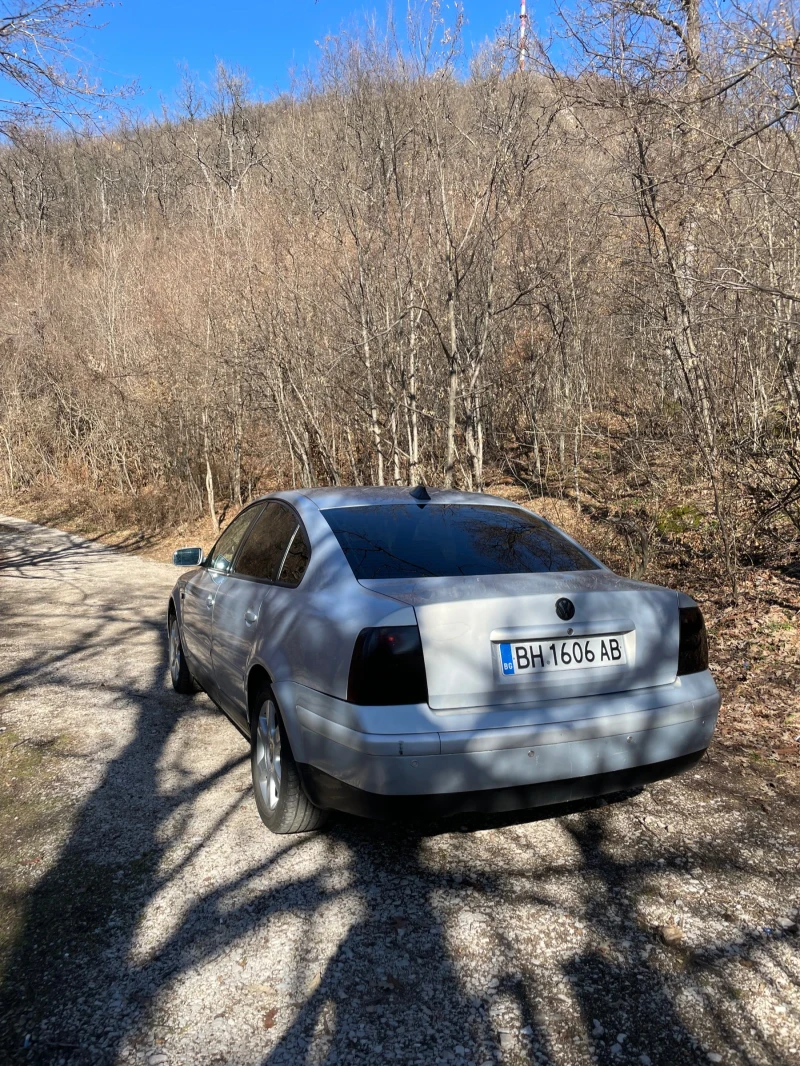 VW Passat 1, 9 tdi, снимка 6 - Автомобили и джипове - 49390476