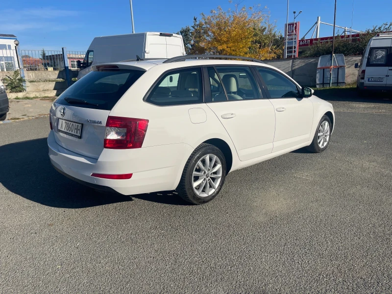 Skoda Octavia 2.0 TDI DSG, снимка 3 - Автомобили и джипове - 49606786