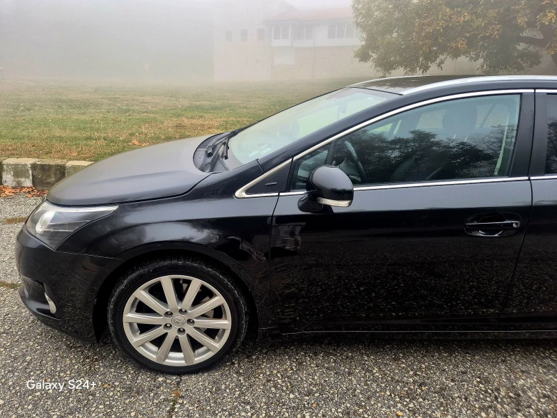 Toyota Avensis Full екстри!!! Перфектна!!!, снимка 7 - Автомобили и джипове - 52415696