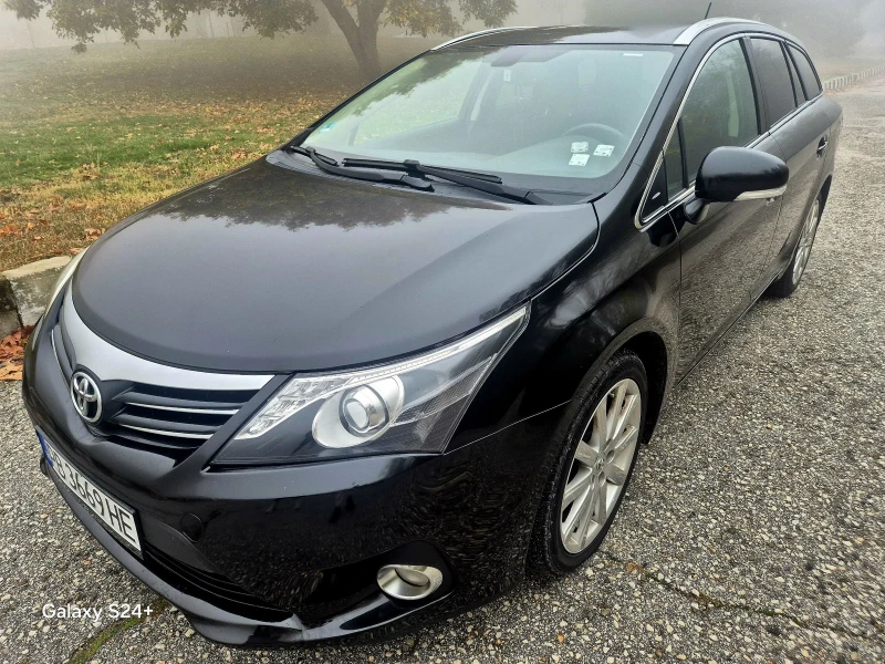Toyota Avensis Full екстри!!! Перфектна!!!, снимка 3 - Автомобили и джипове - 52415696
