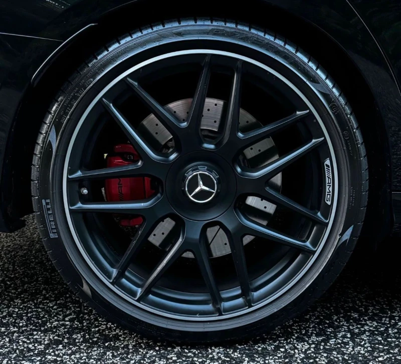 Mercedes-Benz E 63 AMG S 4Matic+ , снимка 8 - Автомобили и джипове - 52470400