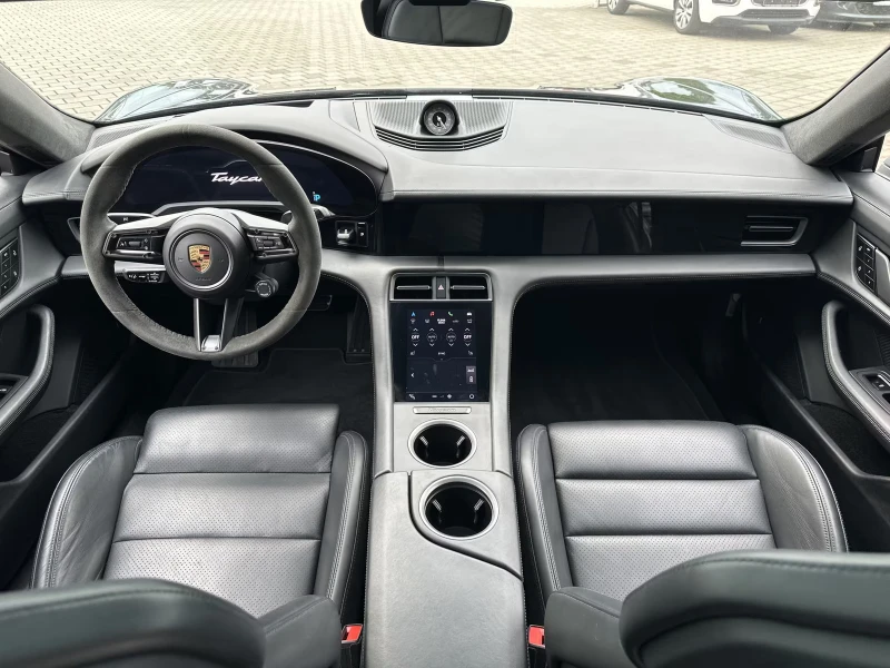 Porsche Taycan GTS/598HP/MATRIX/HUD/21/BOSE/PANO/2ЧИФТ-ГУМИ/831v, снимка 9 - Автомобили и джипове - 52563910