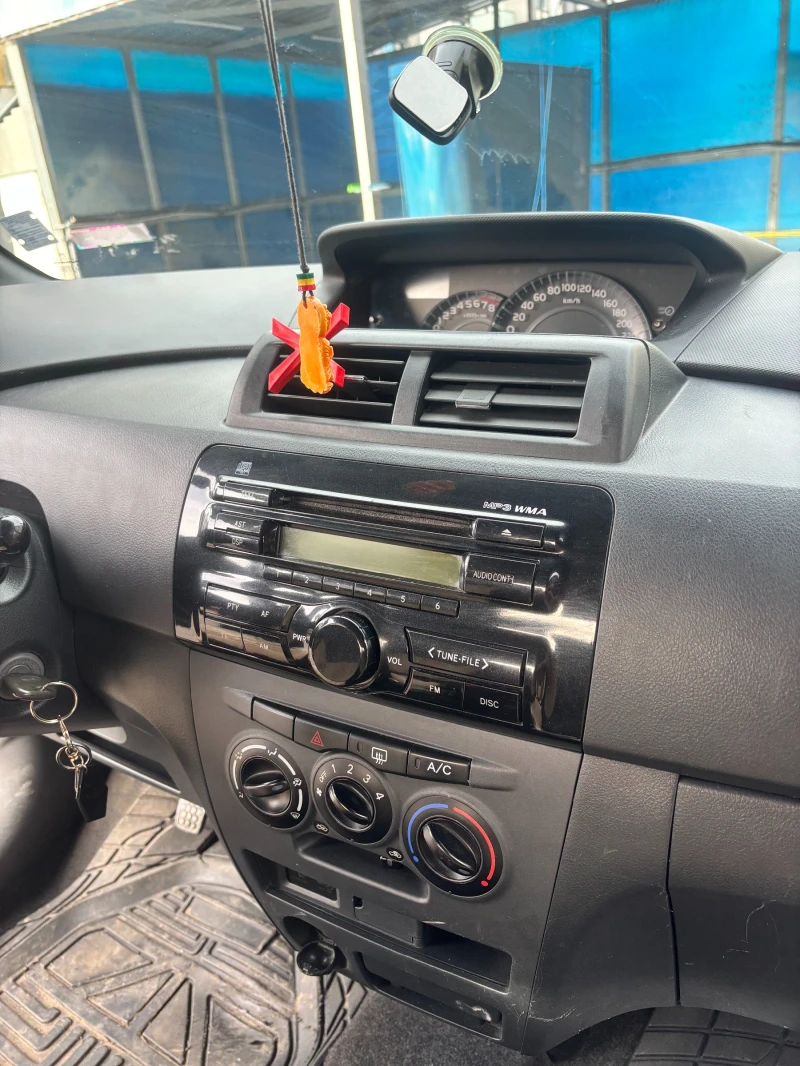 Daihatsu Materia, снимка 10 - Автомобили и джипове - 52972440