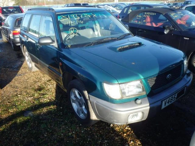 Subaru Forester 2.0 turbo, снимка 6 - Автомобили и джипове - 35997586