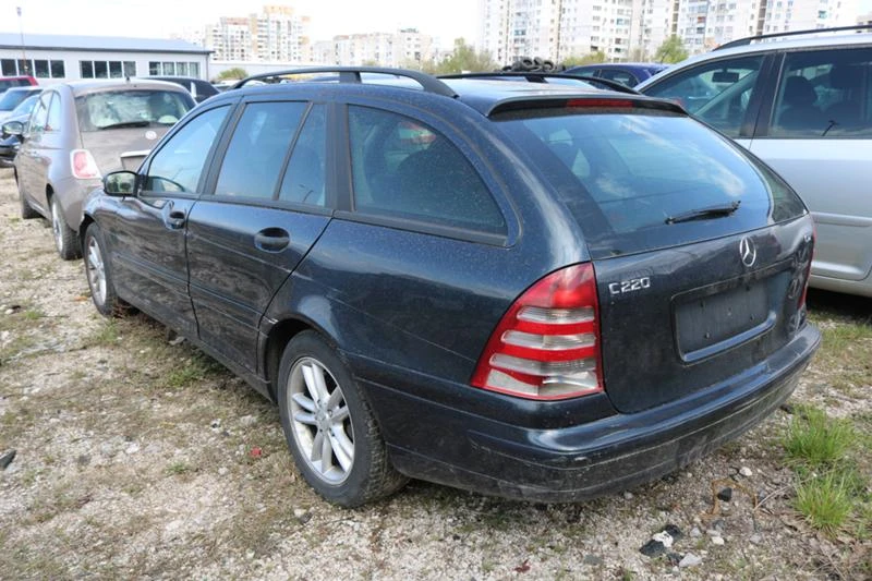 Mercedes-Benz C 220 CDI - изображение 4