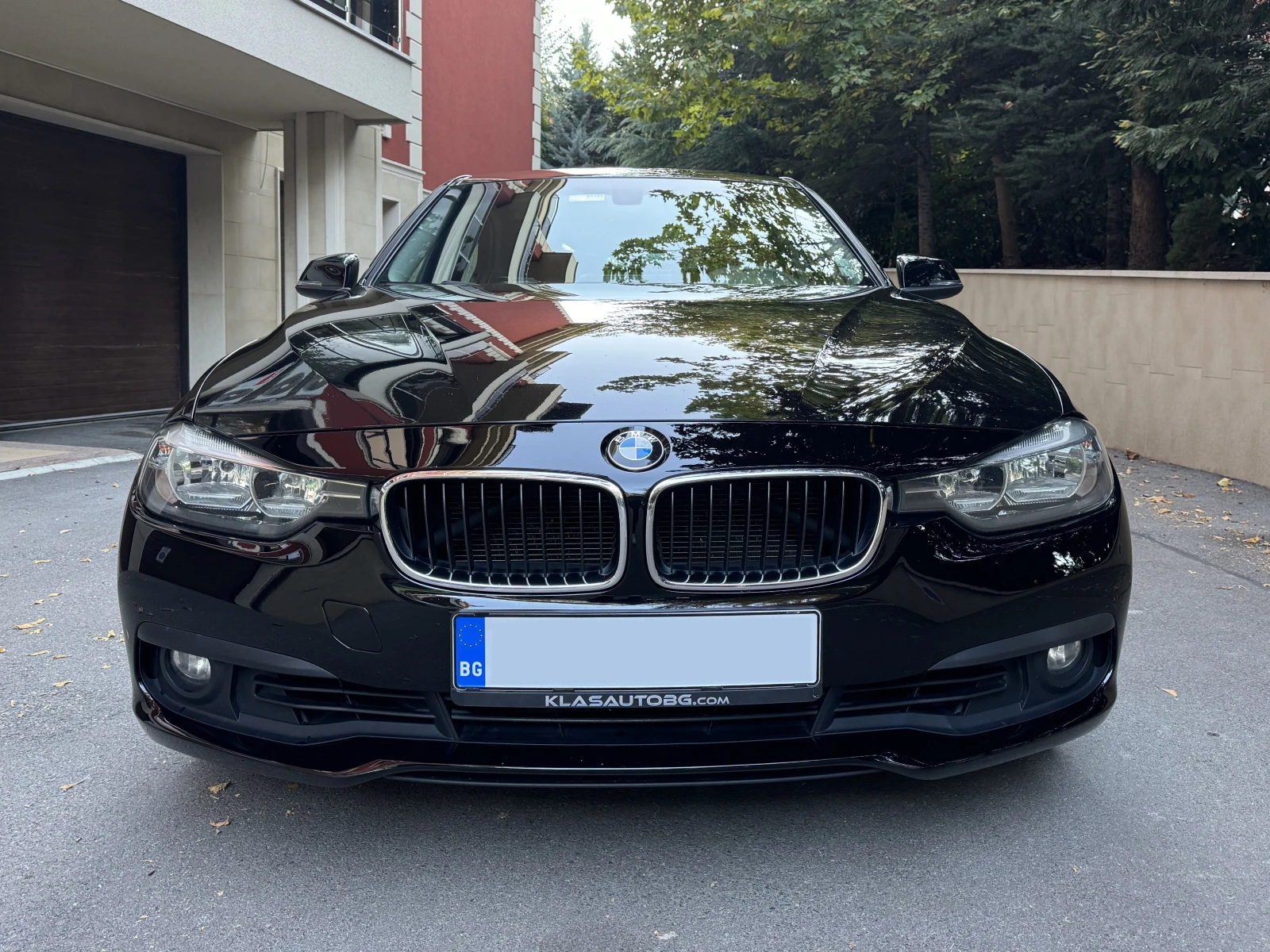 BMW 330 d xDrive LCI Face Сервизна история - изображение 2