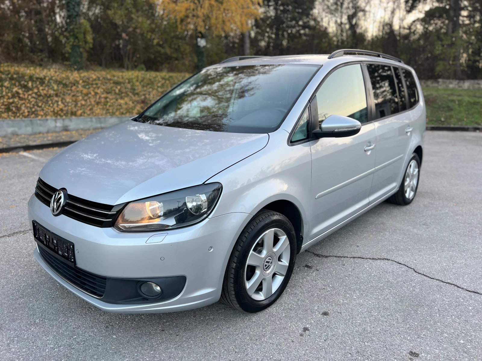 VW Touran 1.6TDI NAVI EURO5B - изображение 3