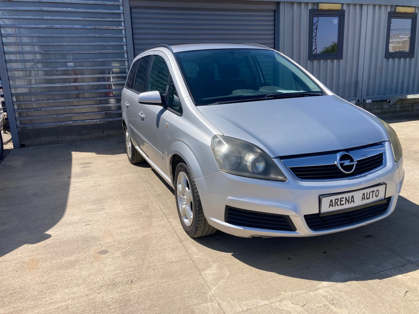 Opel Zafira 1.8i, снимка 2 - Автомобили и джипове - 49467998