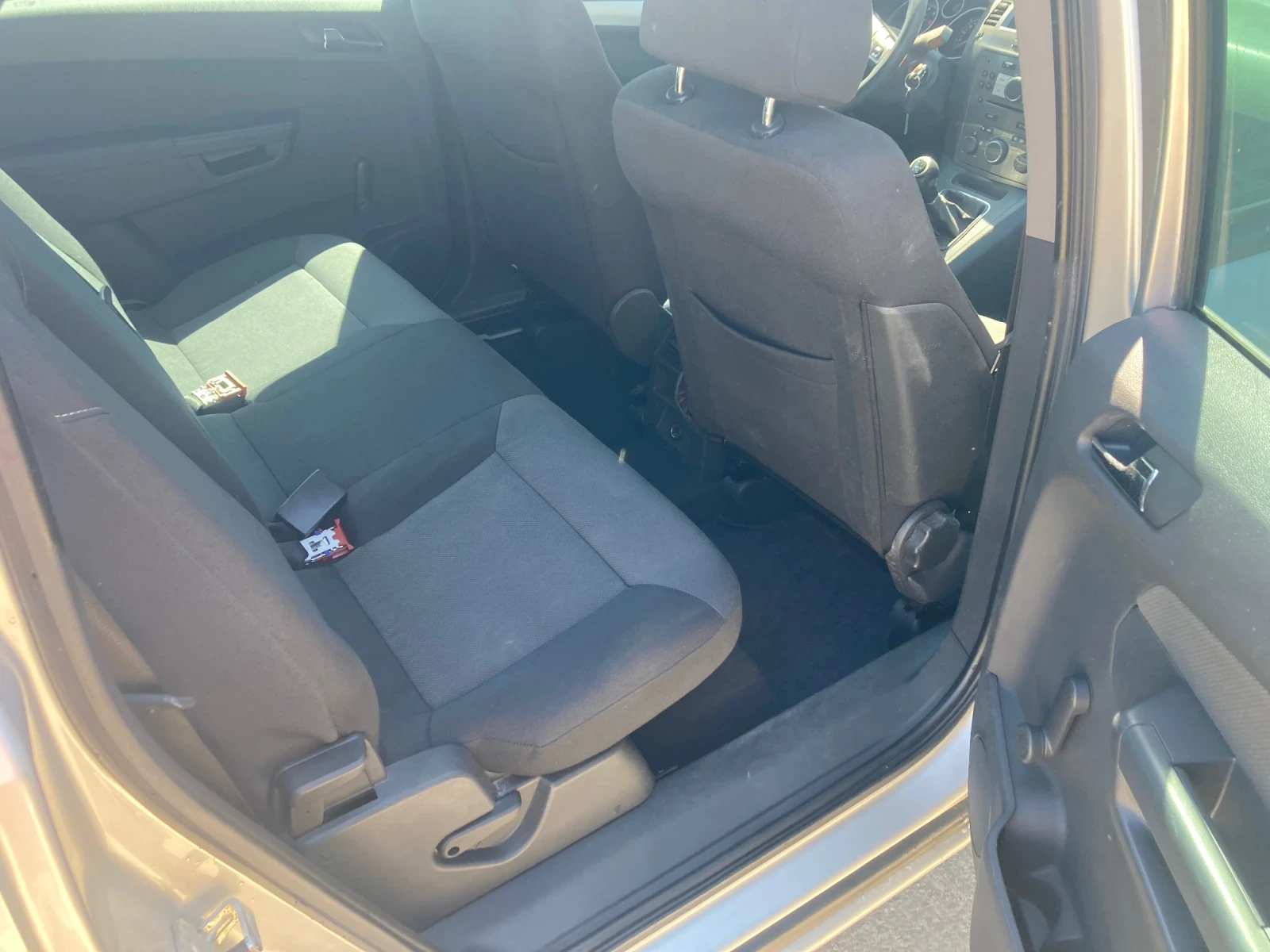 Opel Zafira 1.8i, снимка 10 - Автомобили и джипове - 49467998