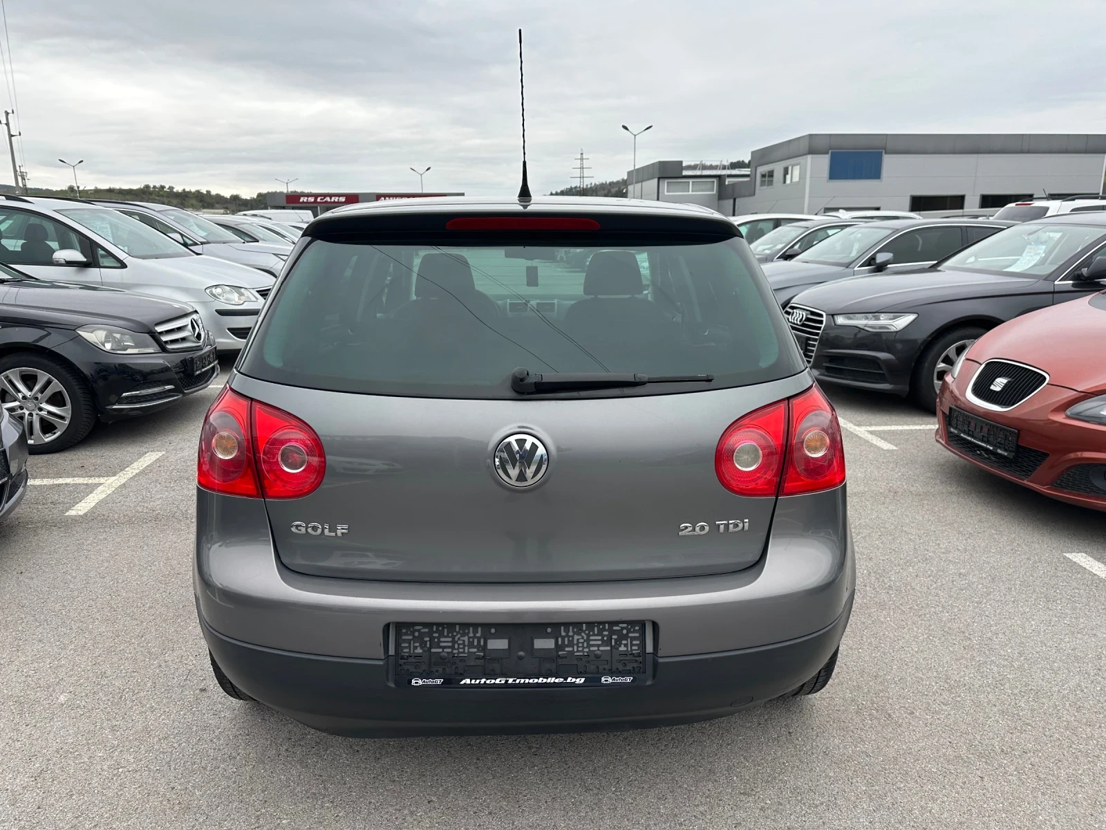 VW Golf 2.0 TDI 8кл. BMM Sportline - изображение 6
