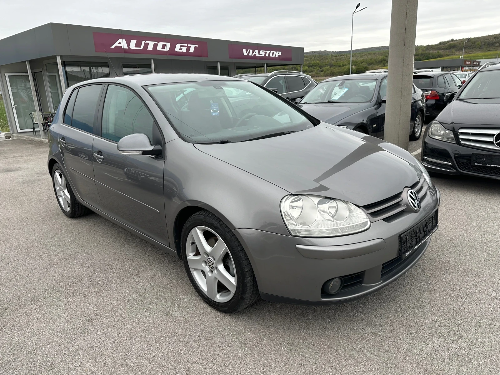 VW Golf 2.0 TDI 8кл. BMM Sportline - изображение 3