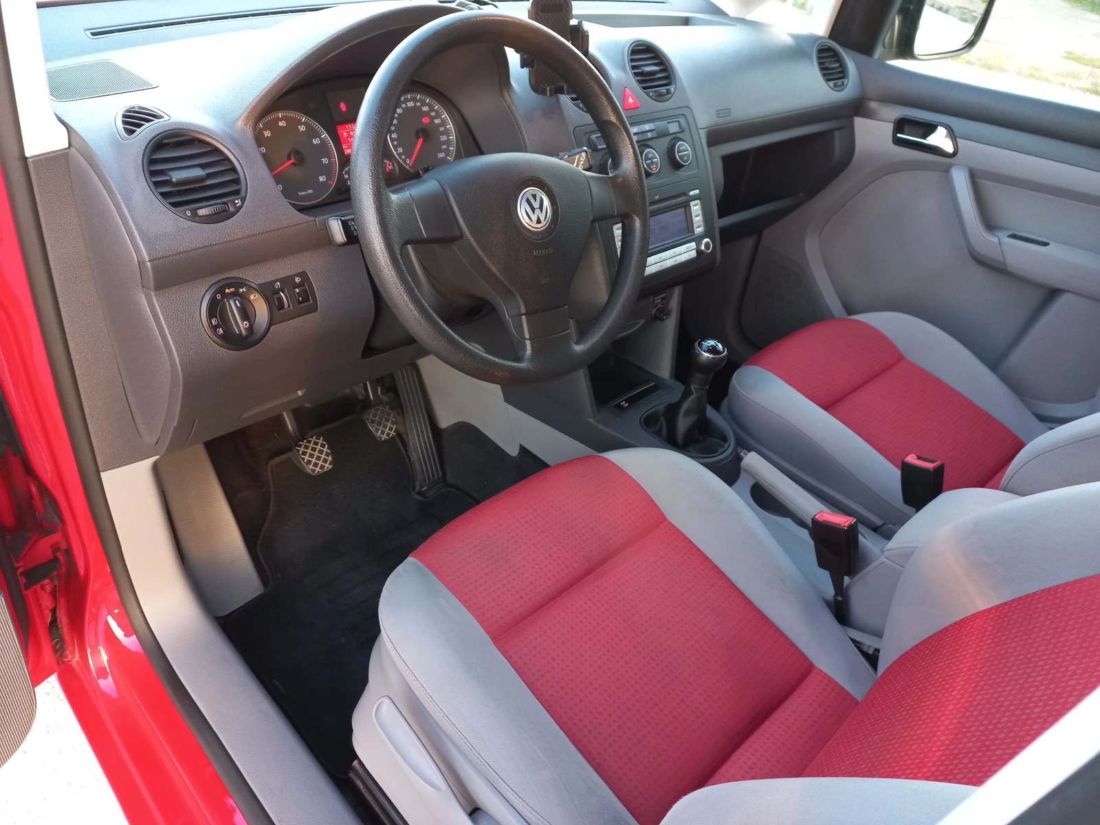 VW Caddy 2. 0i 109 p. s Метан Life Eco Fuel - изображение 9