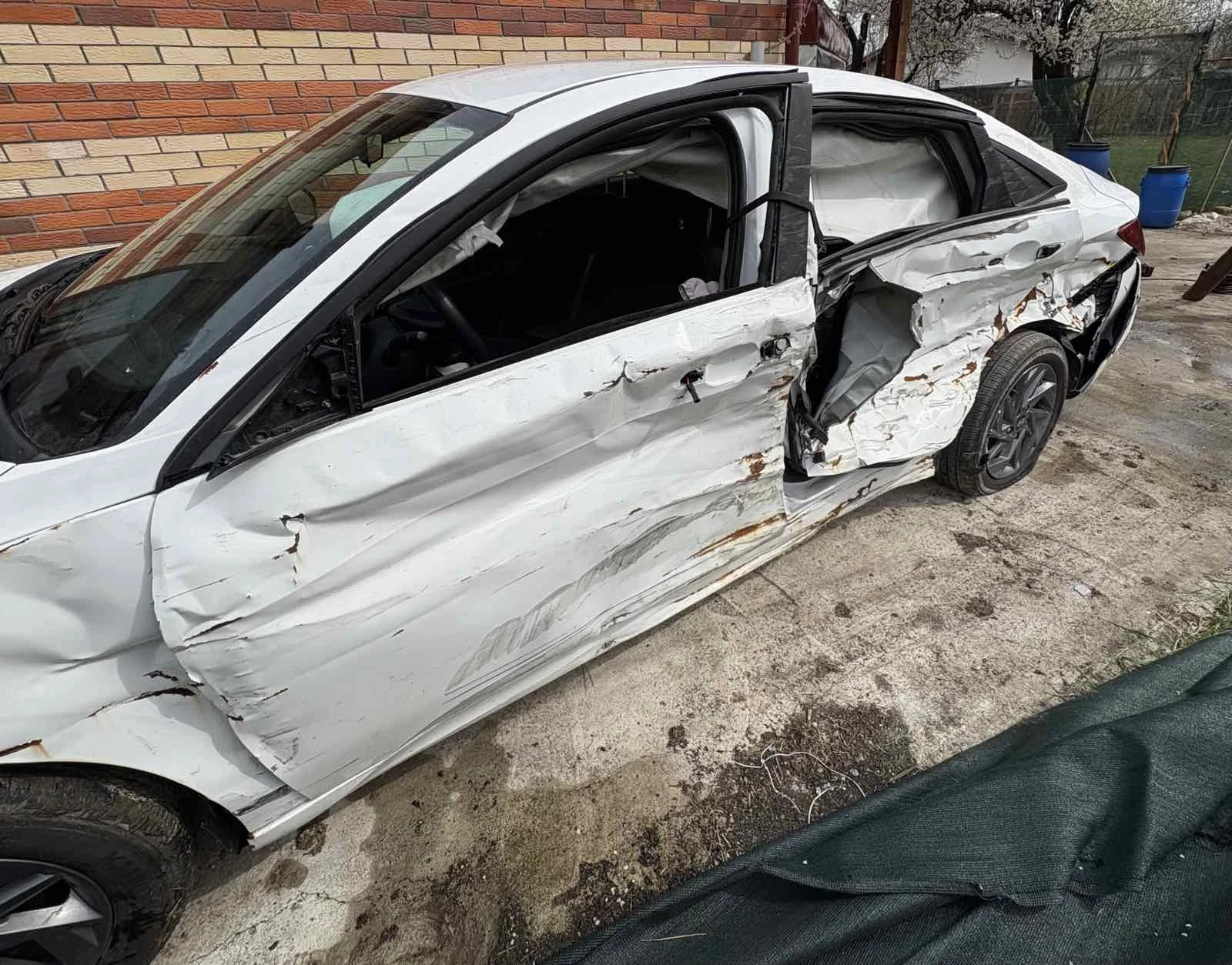Hyundai Elantra 2.0L FI DOHC - изображение 7