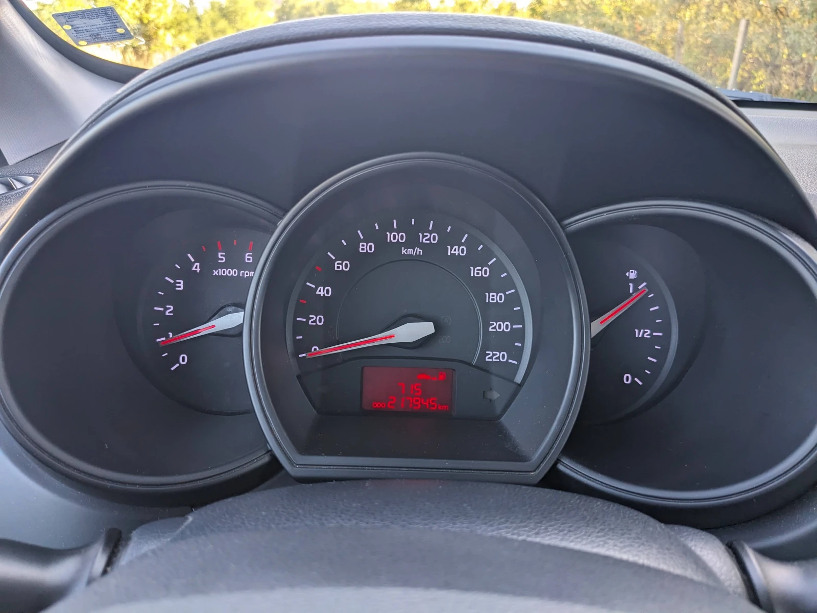 Kia Rio 1.1 CRDI - изображение 10