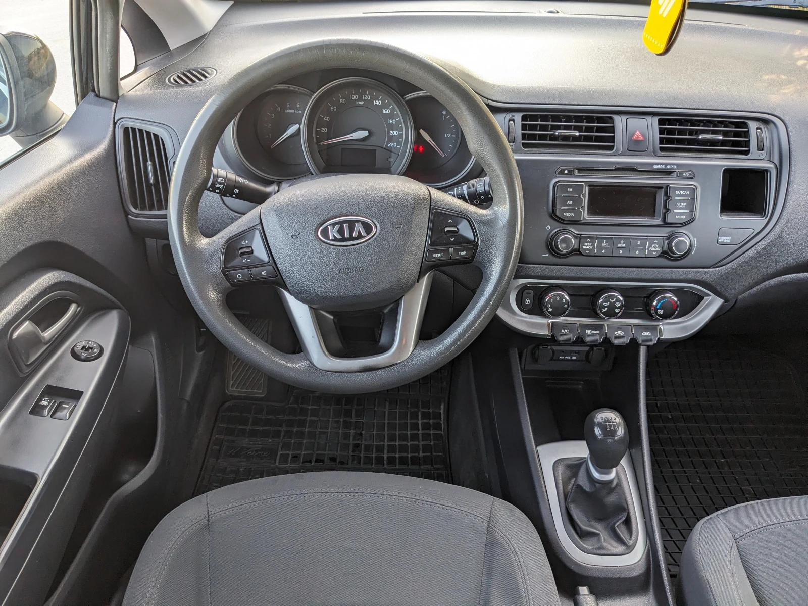 Kia Rio 1.1 CRDI - изображение 8