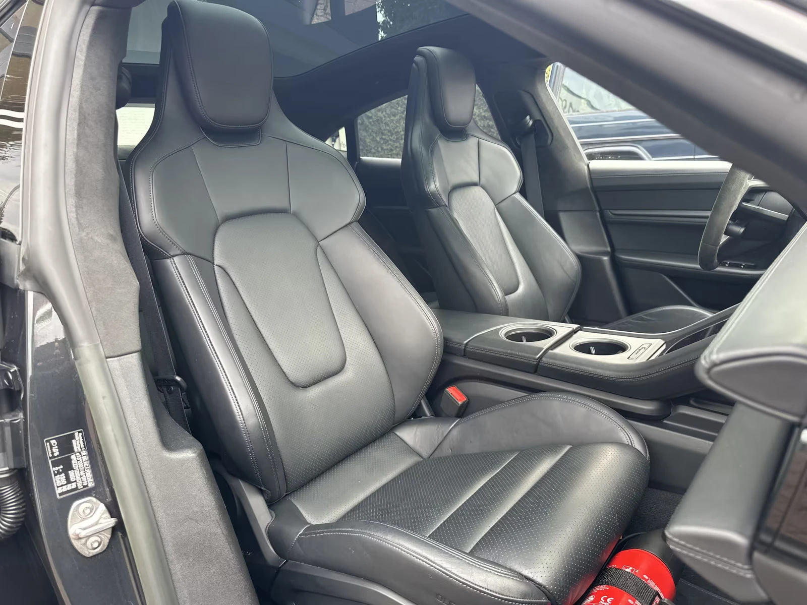 Porsche Taycan GTS/598HP/MATRIX/HUD/21/BOSE/PANO/2-/831v | Mobile.bg   13