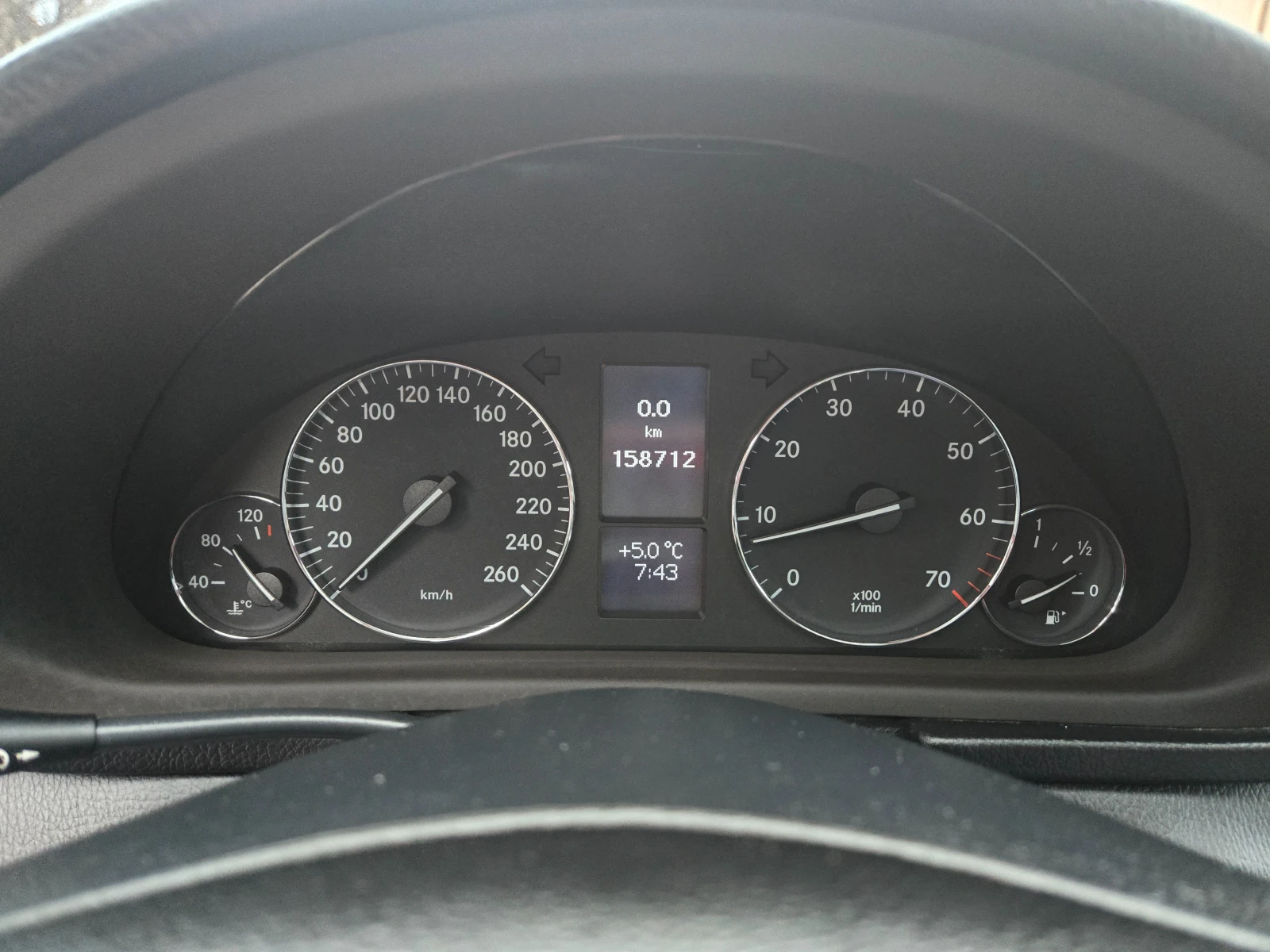 Mercedes-Benz C 180 Avangarde   1-    | Mobile.bg   15