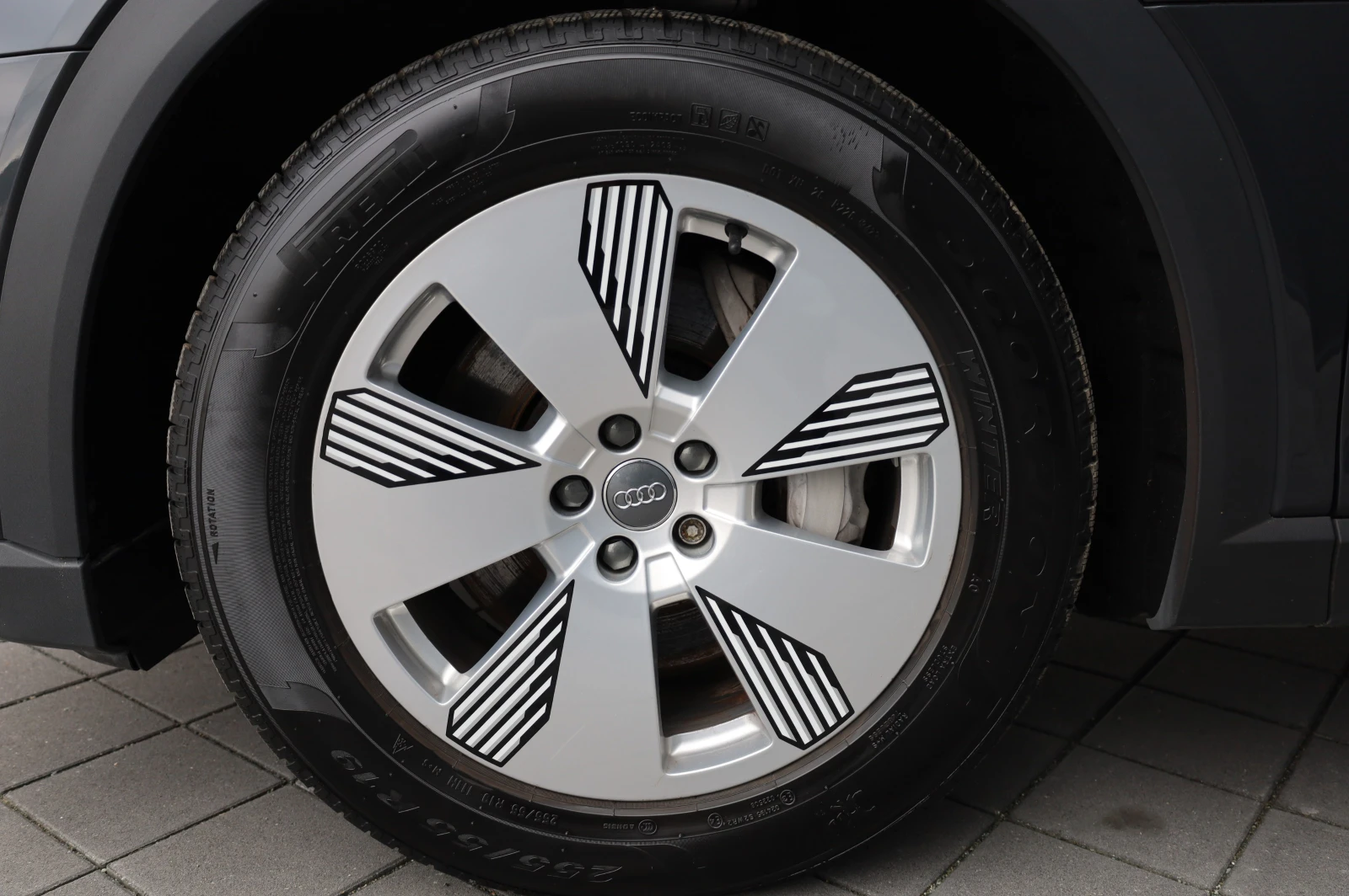 Audi E-Tron 50* QUATTRO* LED LIGHTS*  - изображение 5