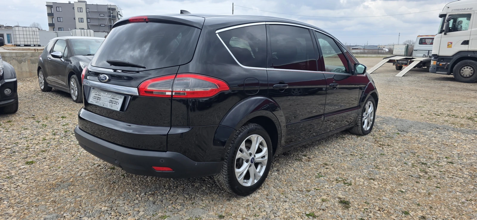 Ford S-Max 2.0TDCI $ 7местен $ кожа $ keyless go $ лед $, снимка 6 - Автомобили и джипове - 53905777