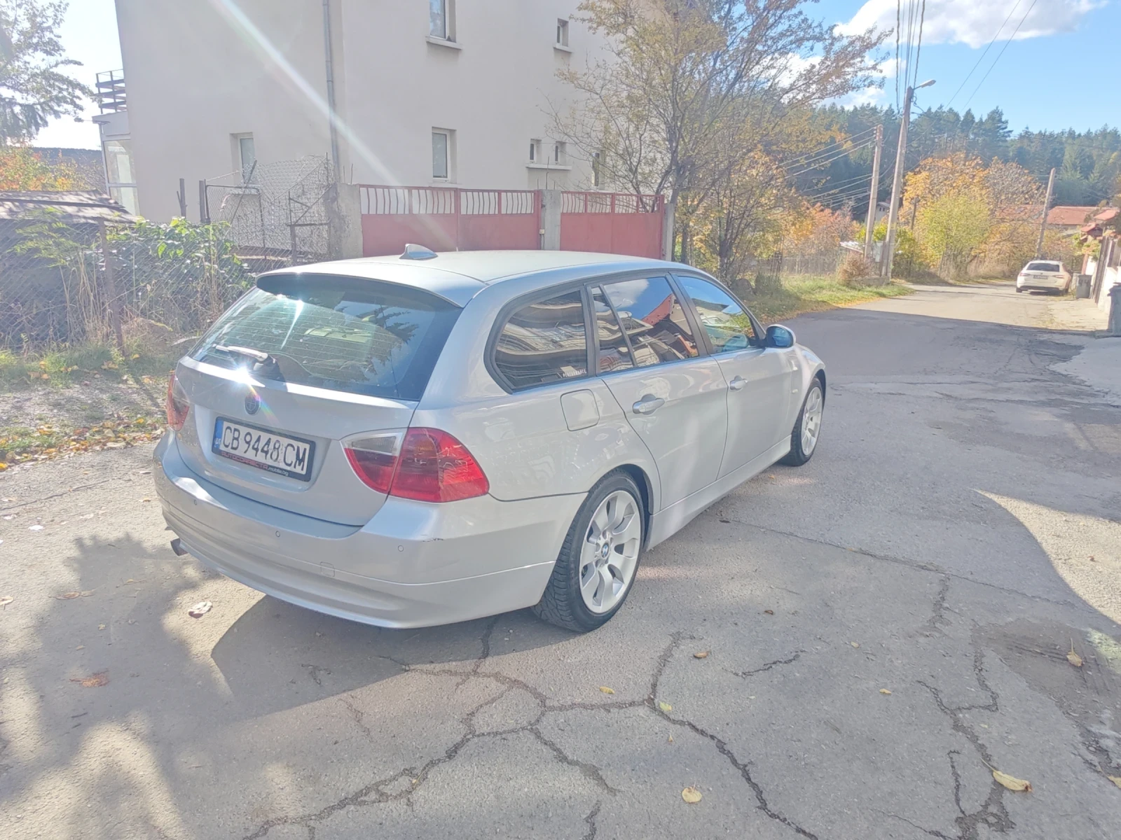 BMW 320 Е91 , снимка 4 - Автомобили и джипове - 54340911