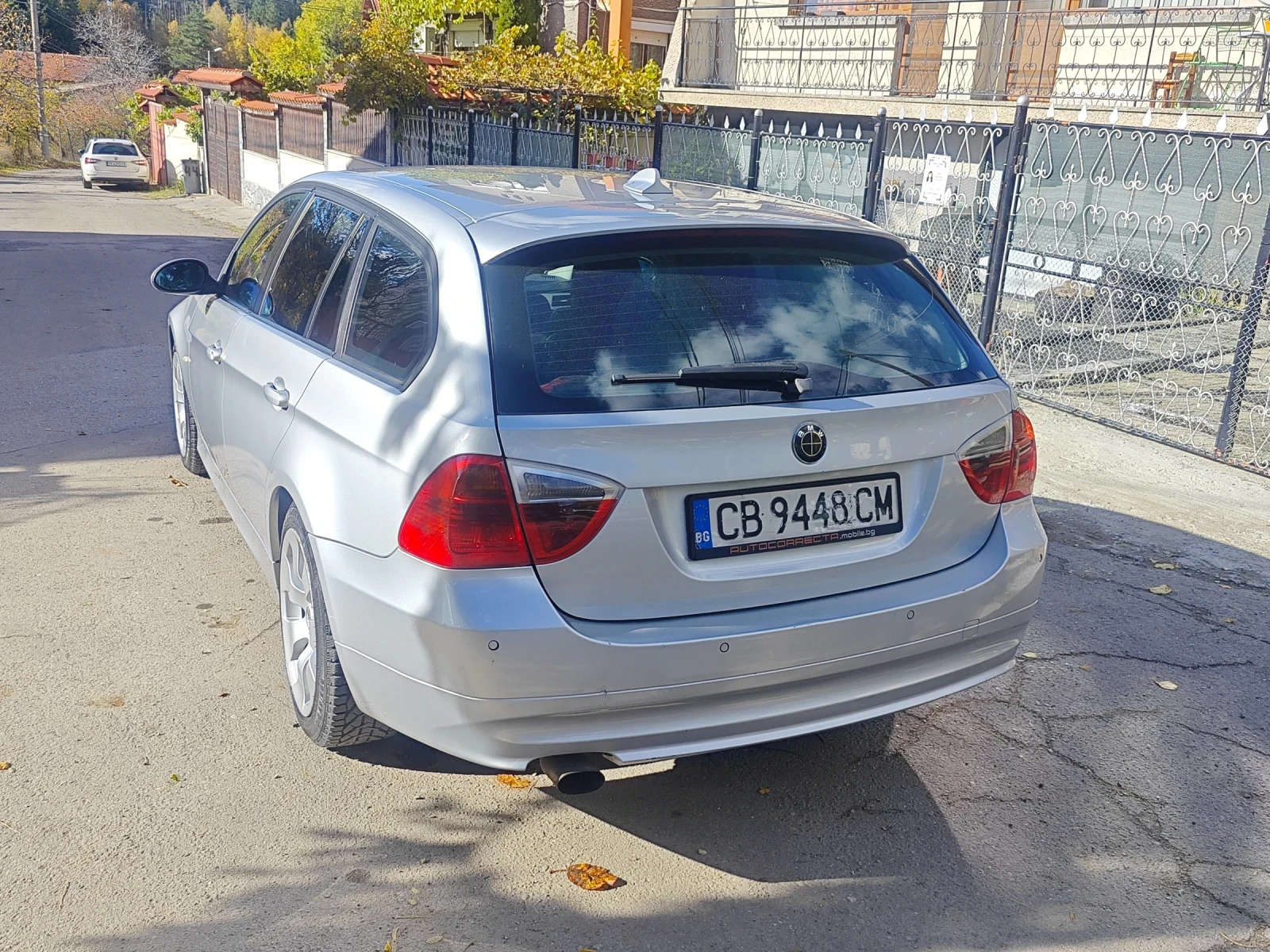 BMW 320 Е91 , снимка 3 - Автомобили и джипове - 54340911