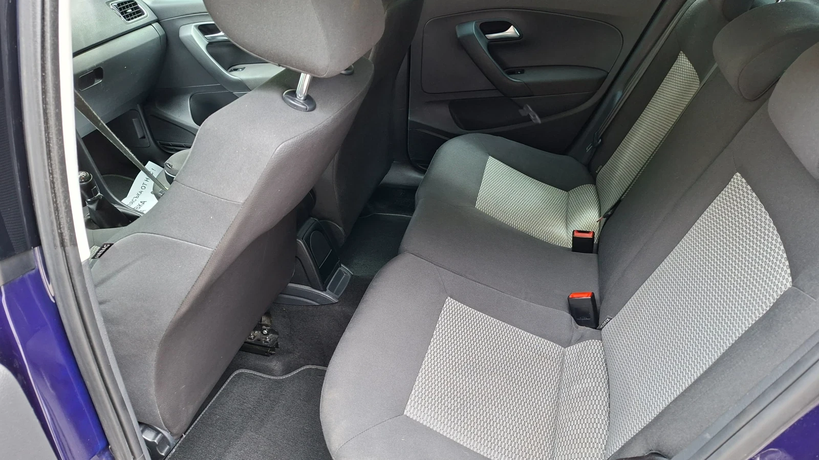 VW Polo, снимка 10 - Автомобили и джипове - 54744083