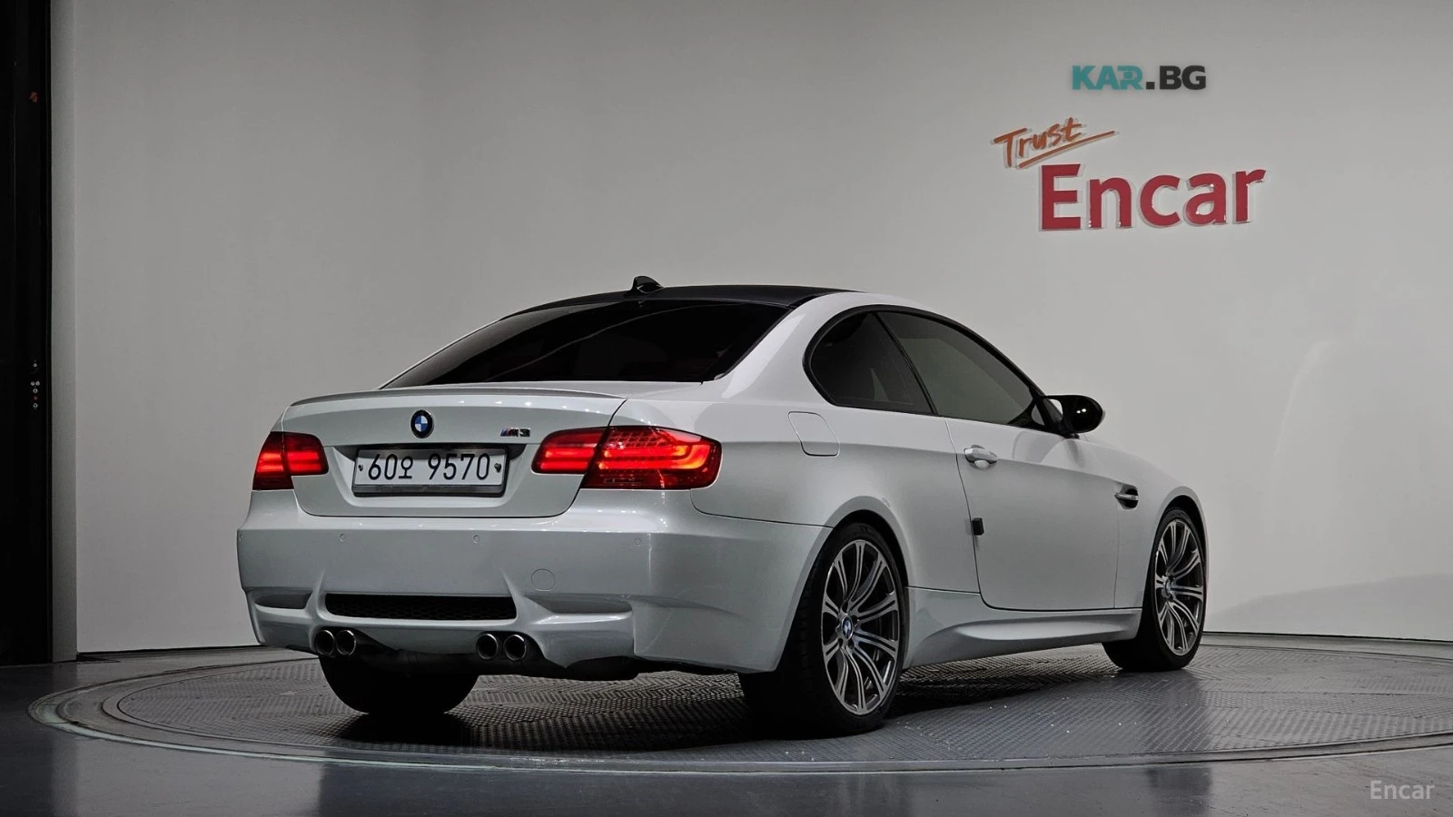 BMW M3 * DCT* HARMAN KARDON* КОЖА* ПОДГРЕВ* , снимка 2 - Автомобили и джипове - 55035865