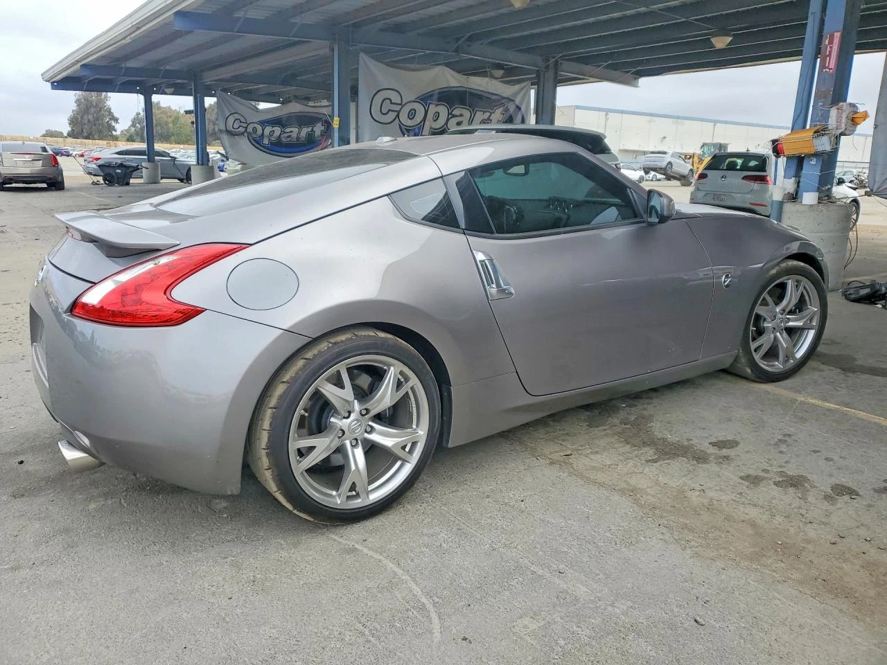 Nissan 370Z 3.7l Base, снимка 3 - Автомобили и джипове - 55246263